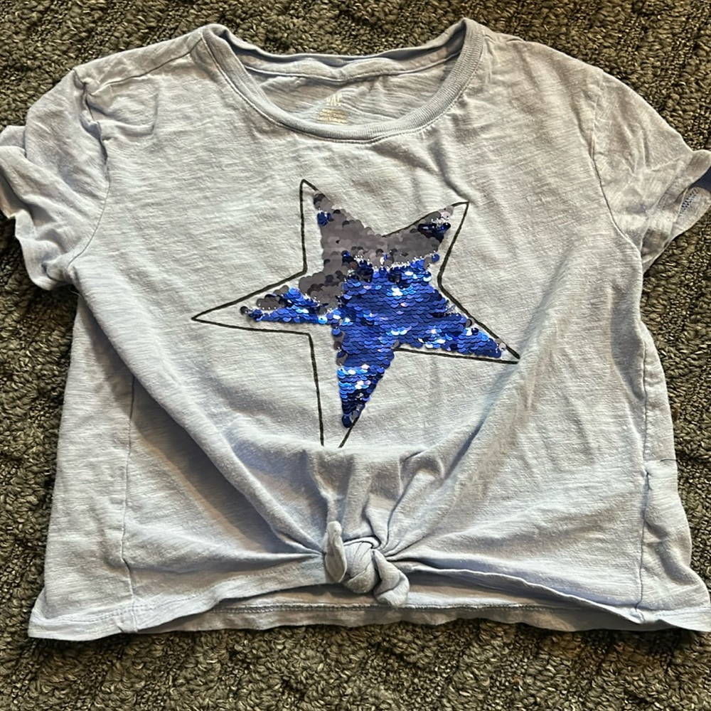 Size small ( 6/7) tee